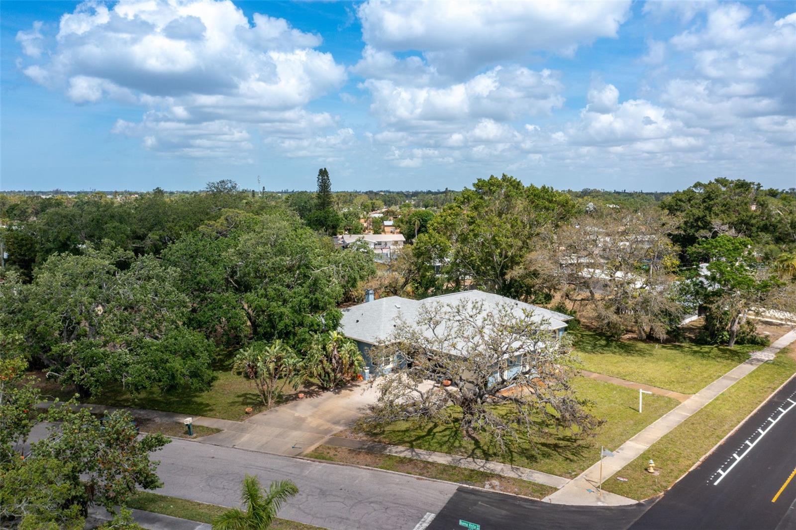 361 WHITFIELD AVE, SARASOTA, FL, 34243