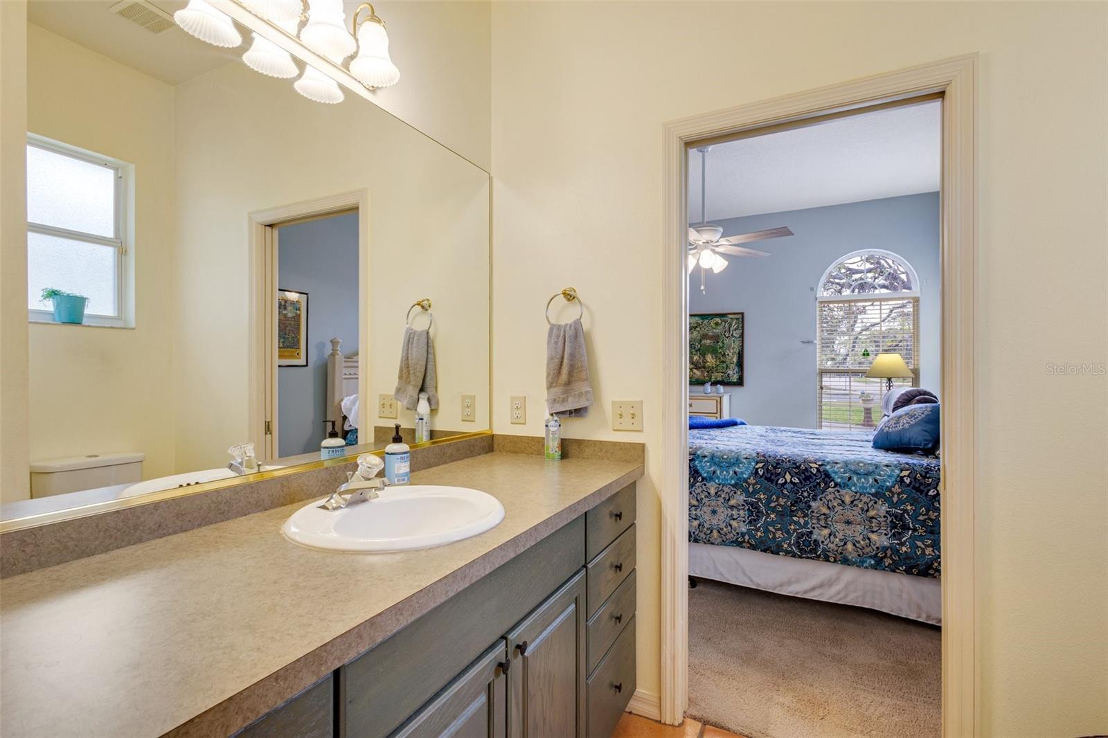 361 WHITFIELD AVE, SARASOTA, FL, 34243