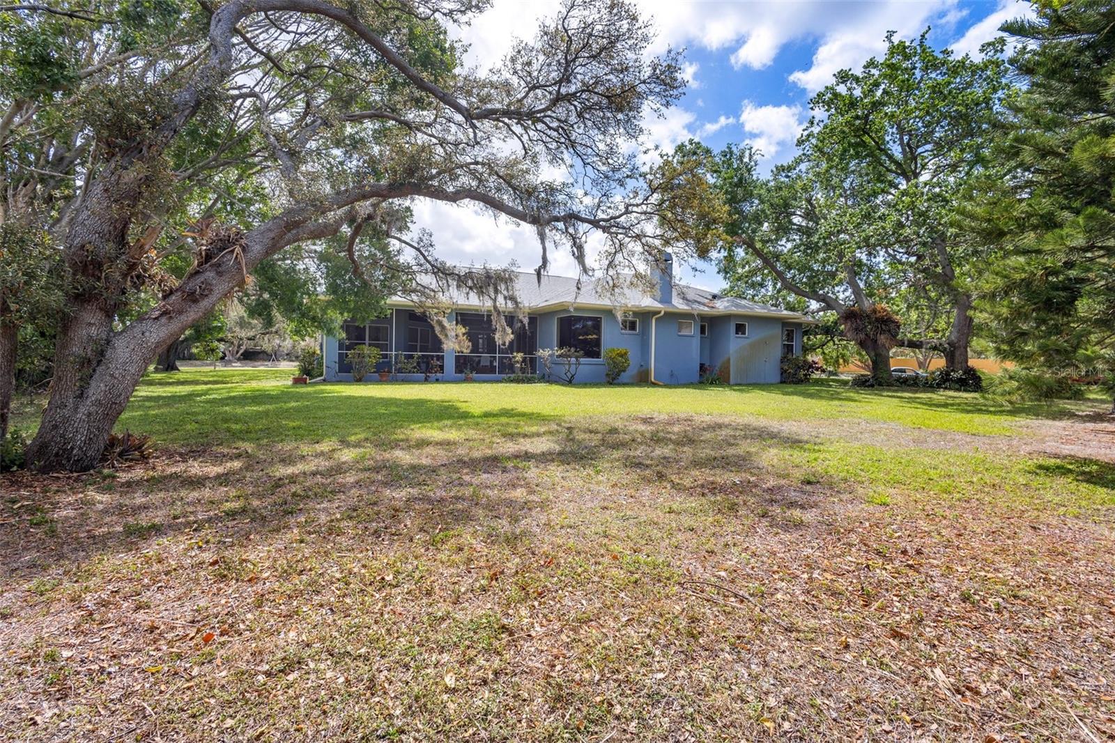361 WHITFIELD AVE, SARASOTA, FL, 34243