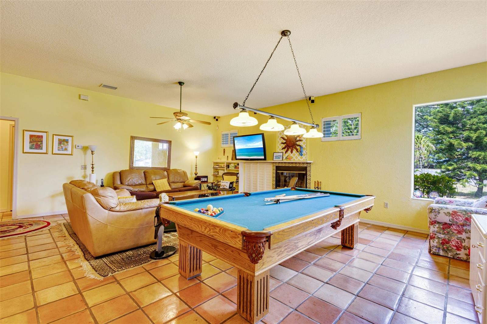 361 WHITFIELD AVE, SARASOTA, FL, 34243