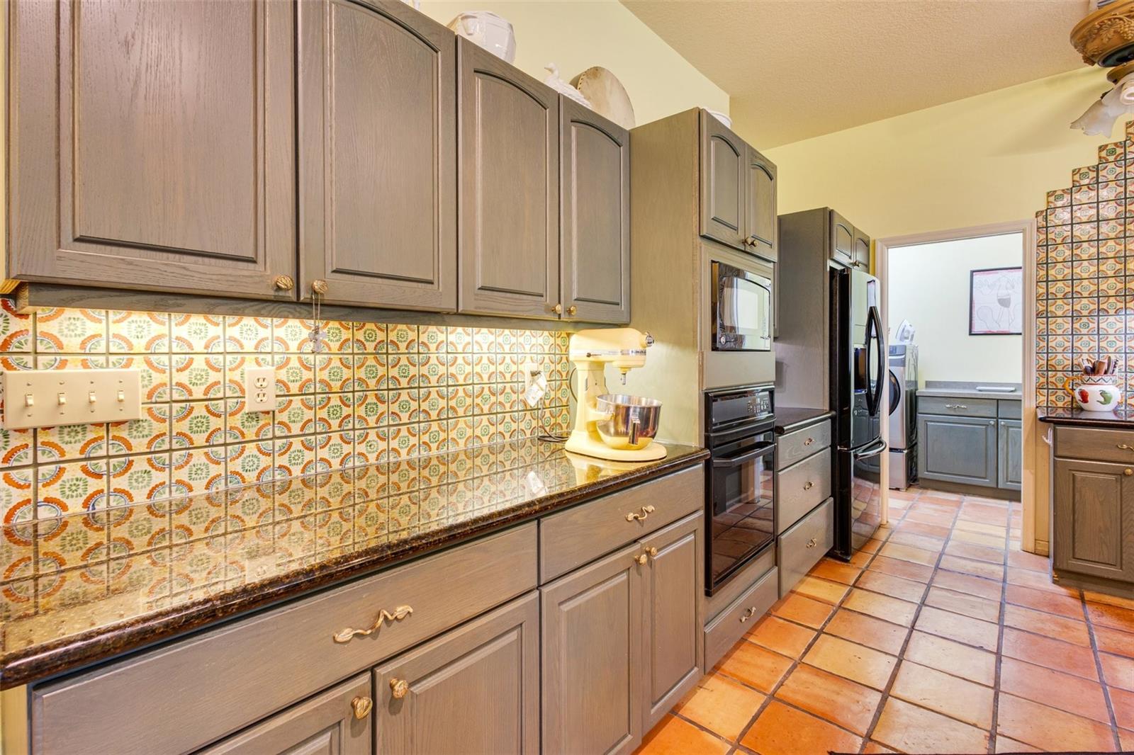 361 WHITFIELD AVE, SARASOTA, FL, 34243