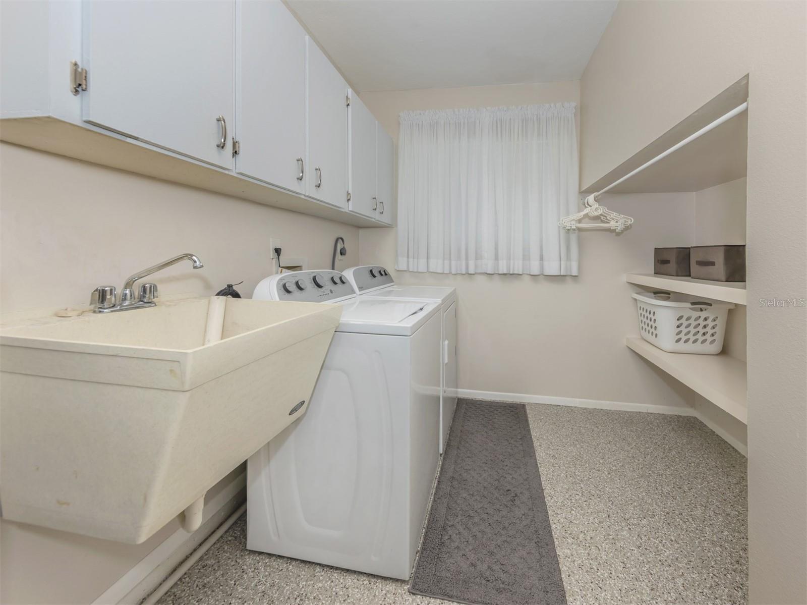 1340 OLYMPIA RD, VENICE, FL, 34293