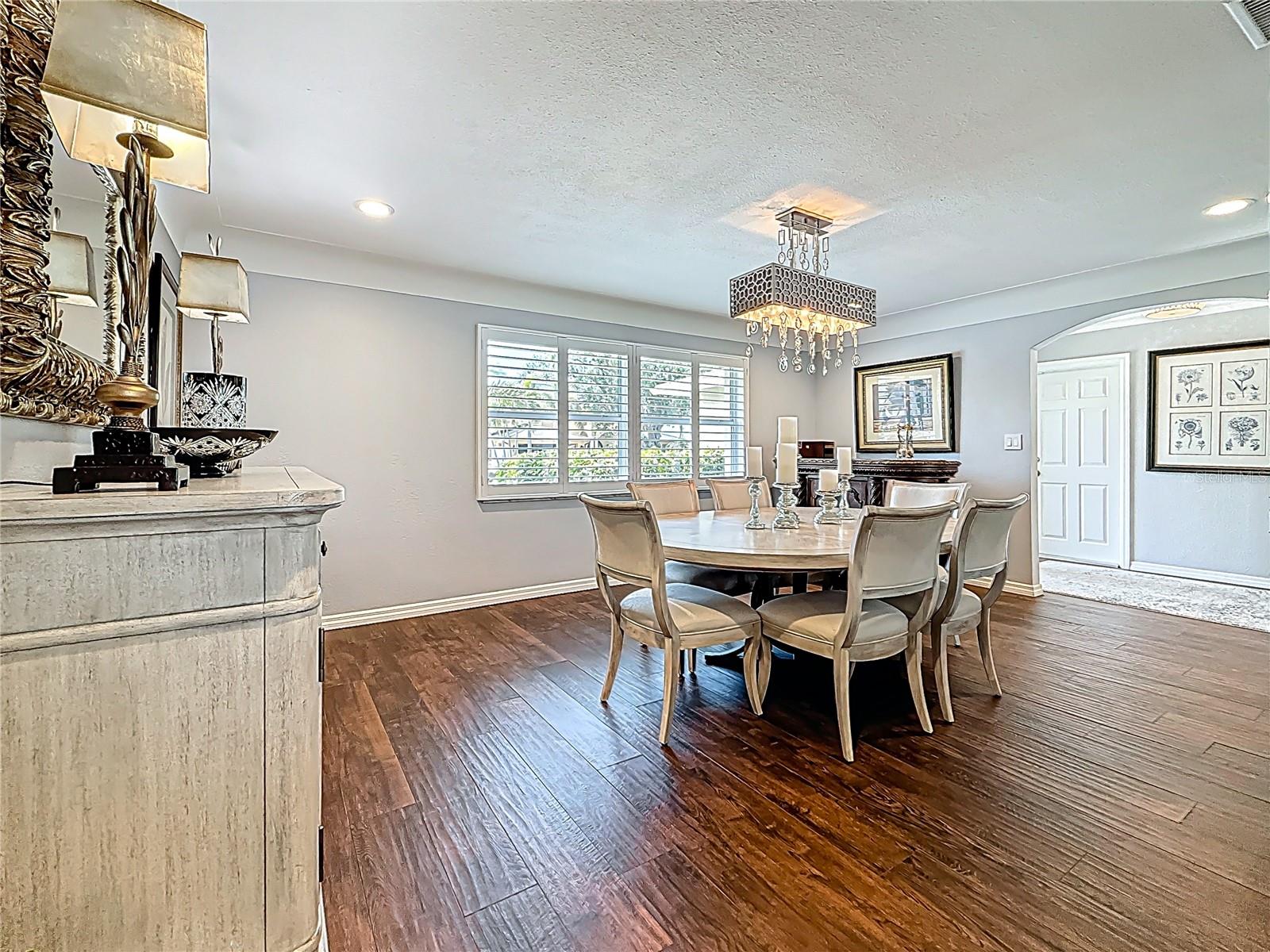 1120 81ST ST S, ST PETERSBURG, FL, 33707
