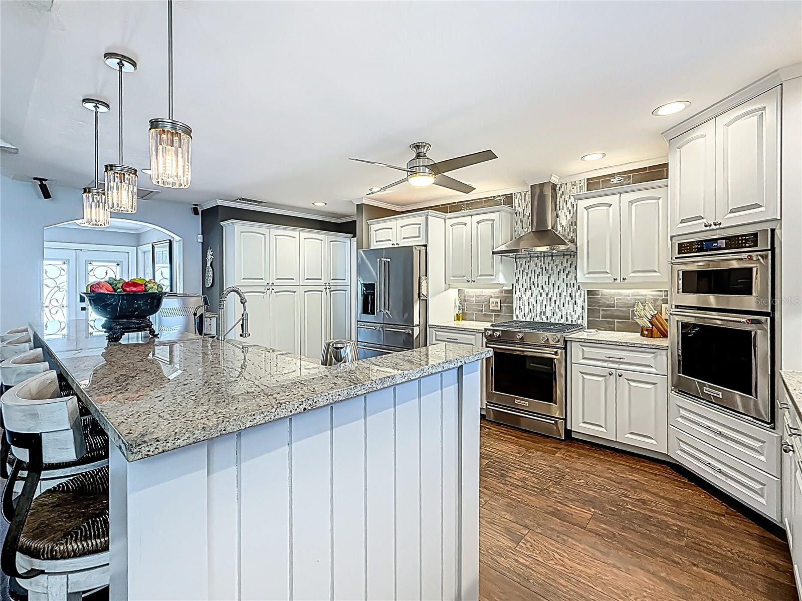 1120 81ST ST S, ST PETERSBURG, FL, 33707