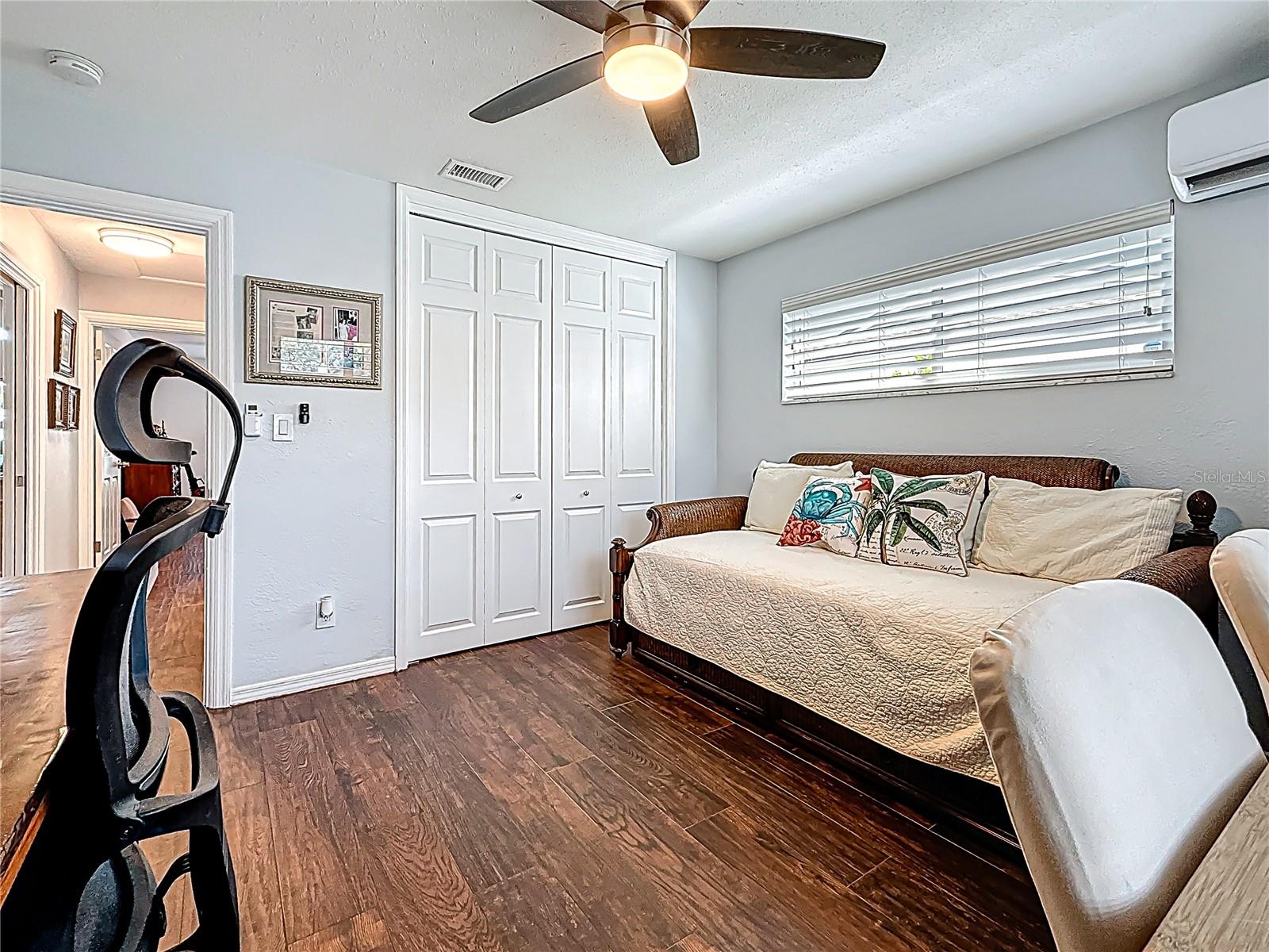 1120 81ST ST S, ST PETERSBURG, FL, 33707