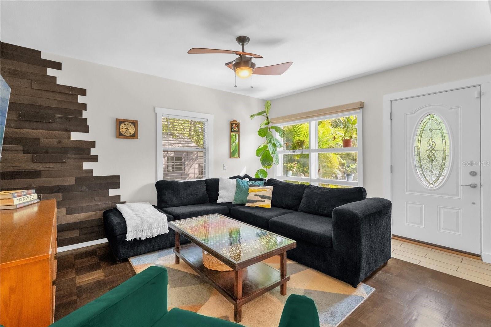 526 S CRYSTAL LAKE DR, ORLANDO, FL, 32803