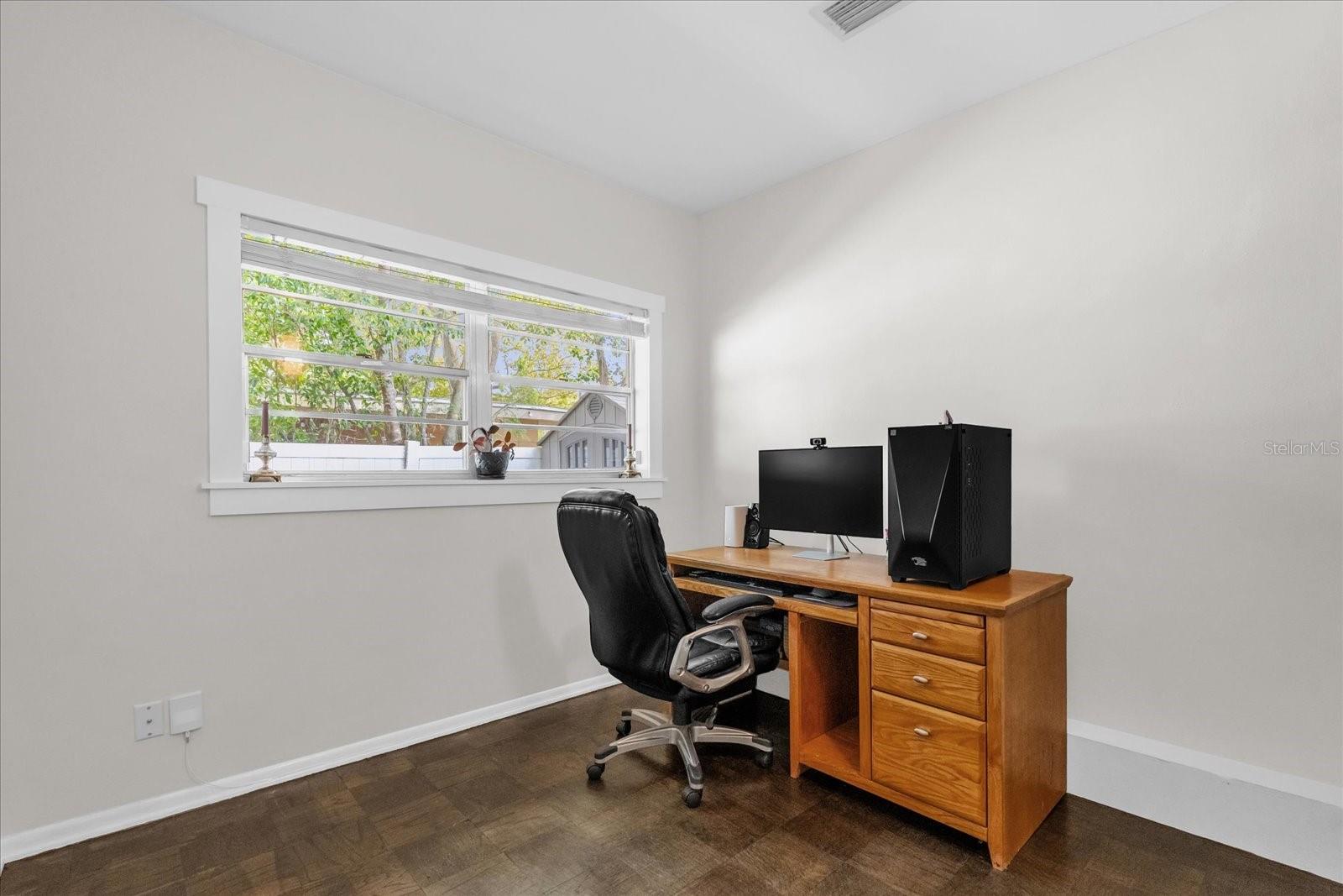 526 S CRYSTAL LAKE DR, ORLANDO, FL, 32803