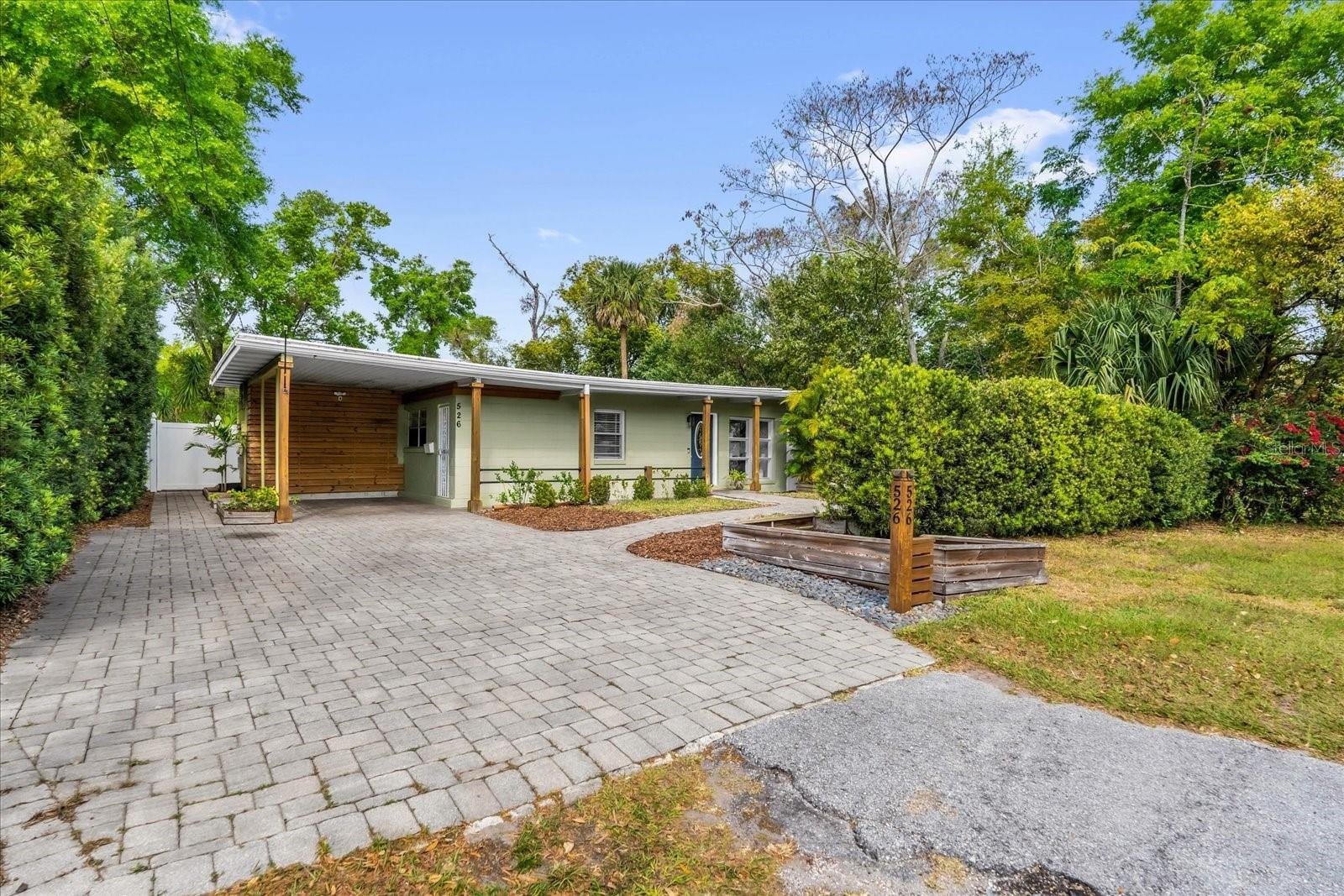 526 S CRYSTAL LAKE DR, ORLANDO, FL, 32803