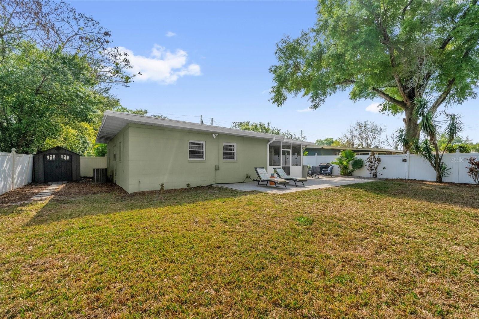 526 S CRYSTAL LAKE DR, ORLANDO, FL, 32803