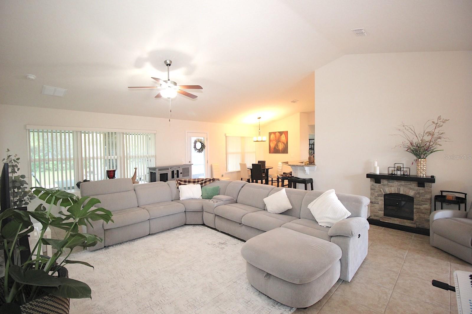 20 FELLOWSHIP DR, PALM COAST, FL, 32137