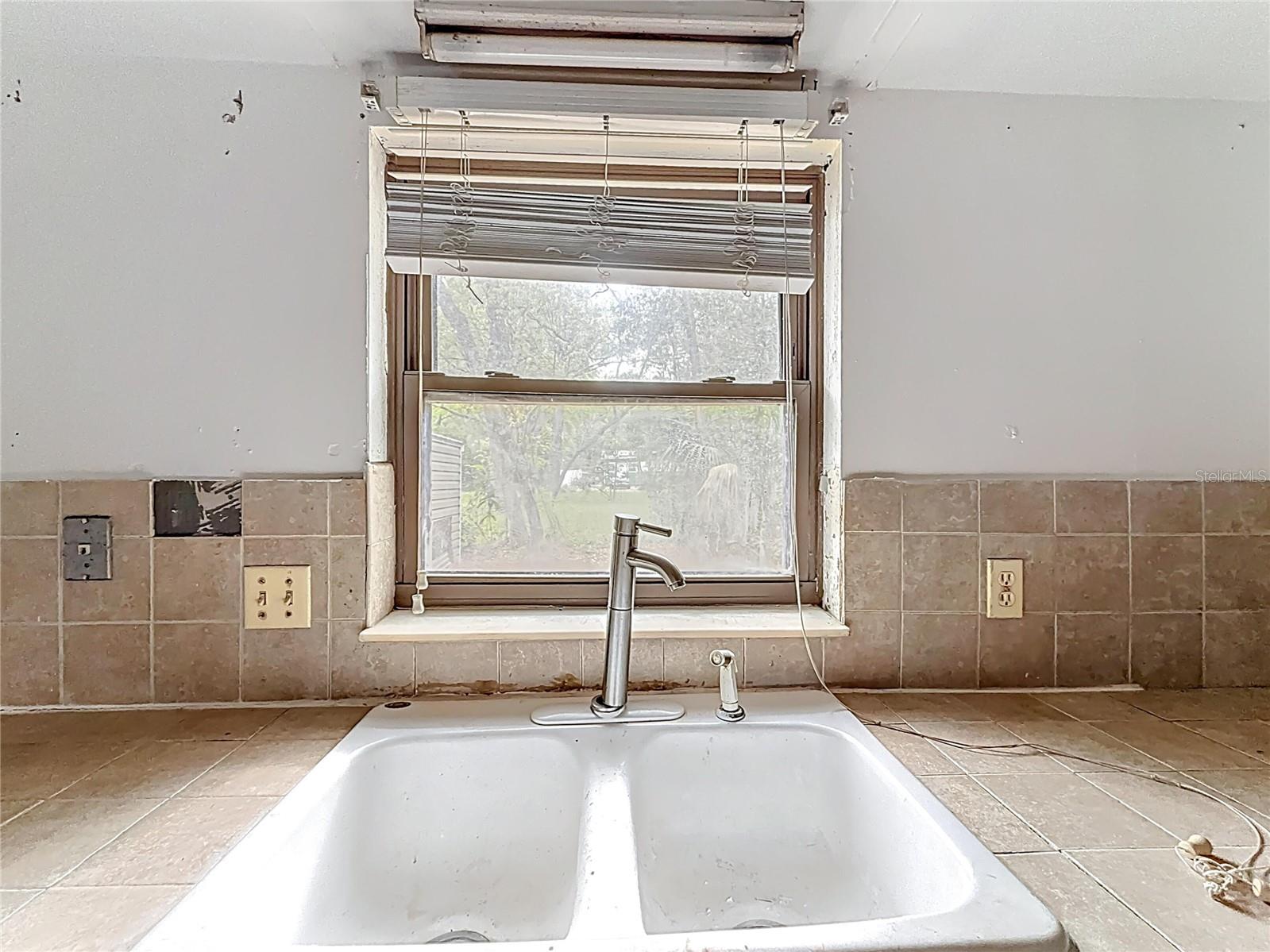 1715 NE 6TH PL, GAINESVILLE, FL, 32641