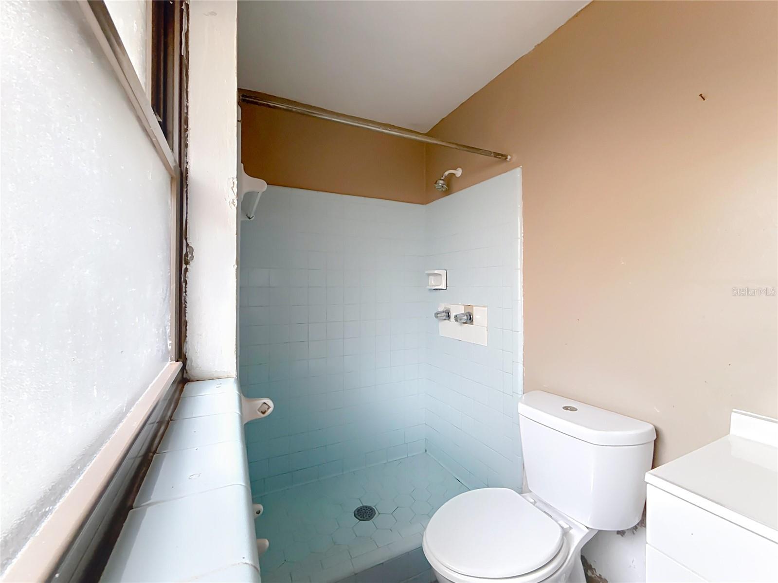 1715 NE 6TH PL, GAINESVILLE, FL, 32641