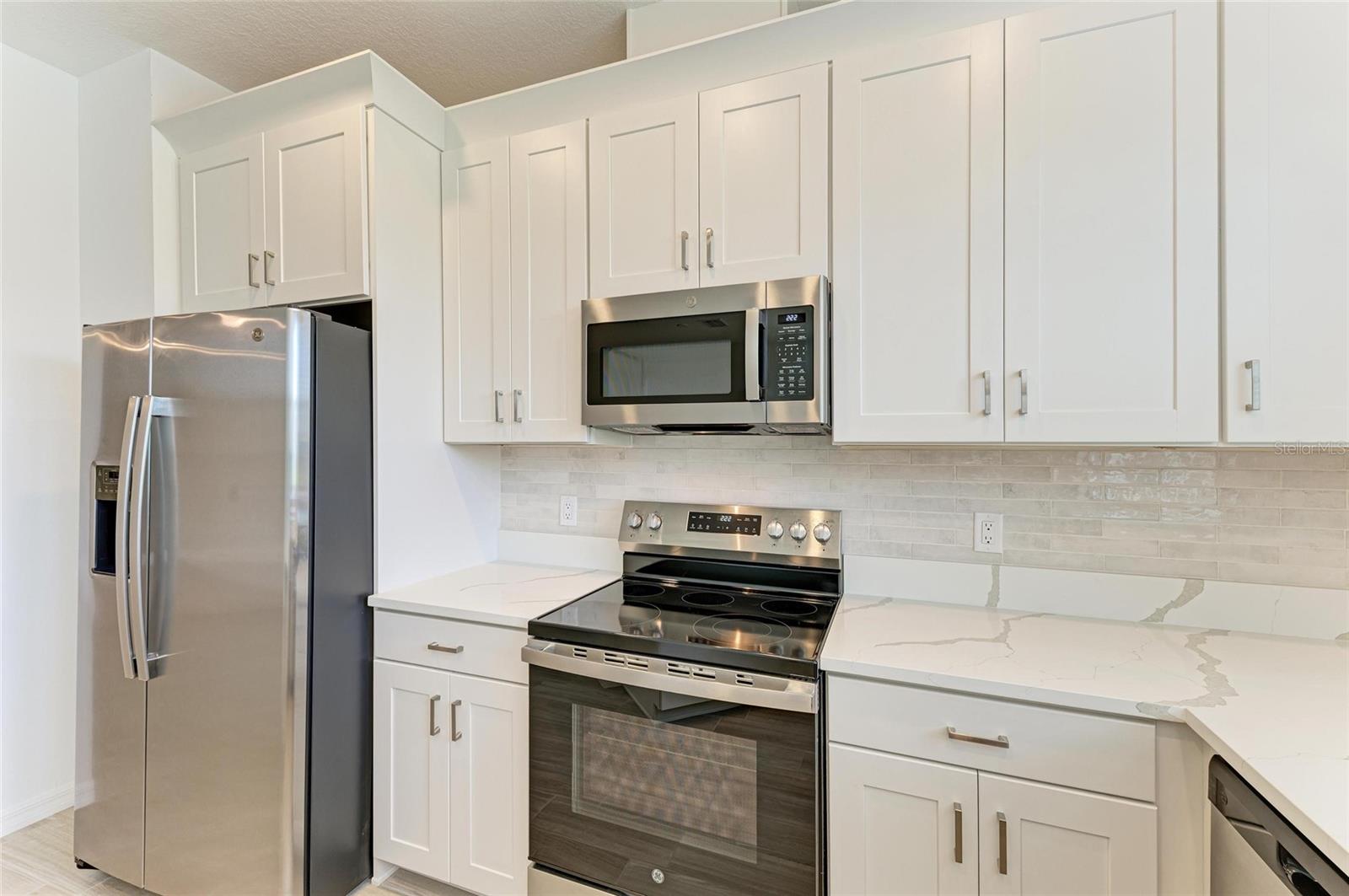 305 VIA TUSCANY AVE, SARASOTA, FL, 34243