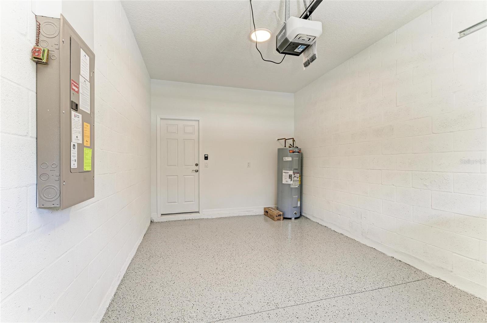 305 VIA TUSCANY AVE, SARASOTA, FL, 34243