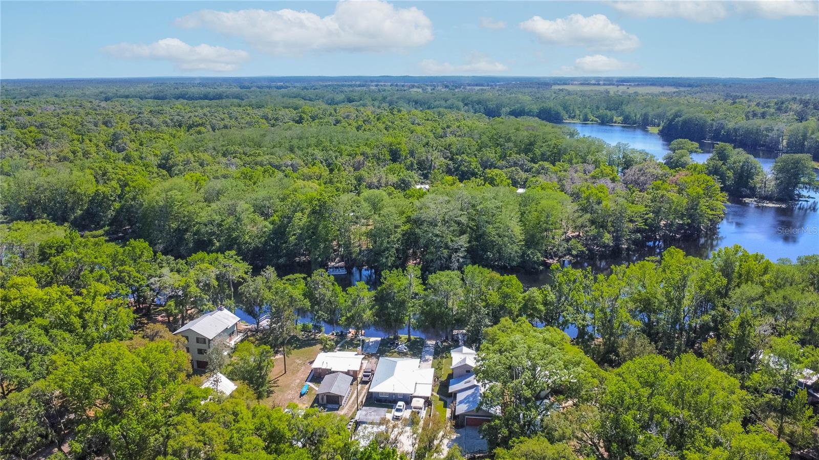 28330 PETERSON CAMP RD, BROOKSVILLE, FL, 34601