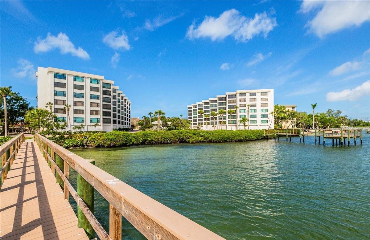 8701 MIDNIGHT PASS RD #206A, SARASOTA, FL, 34242