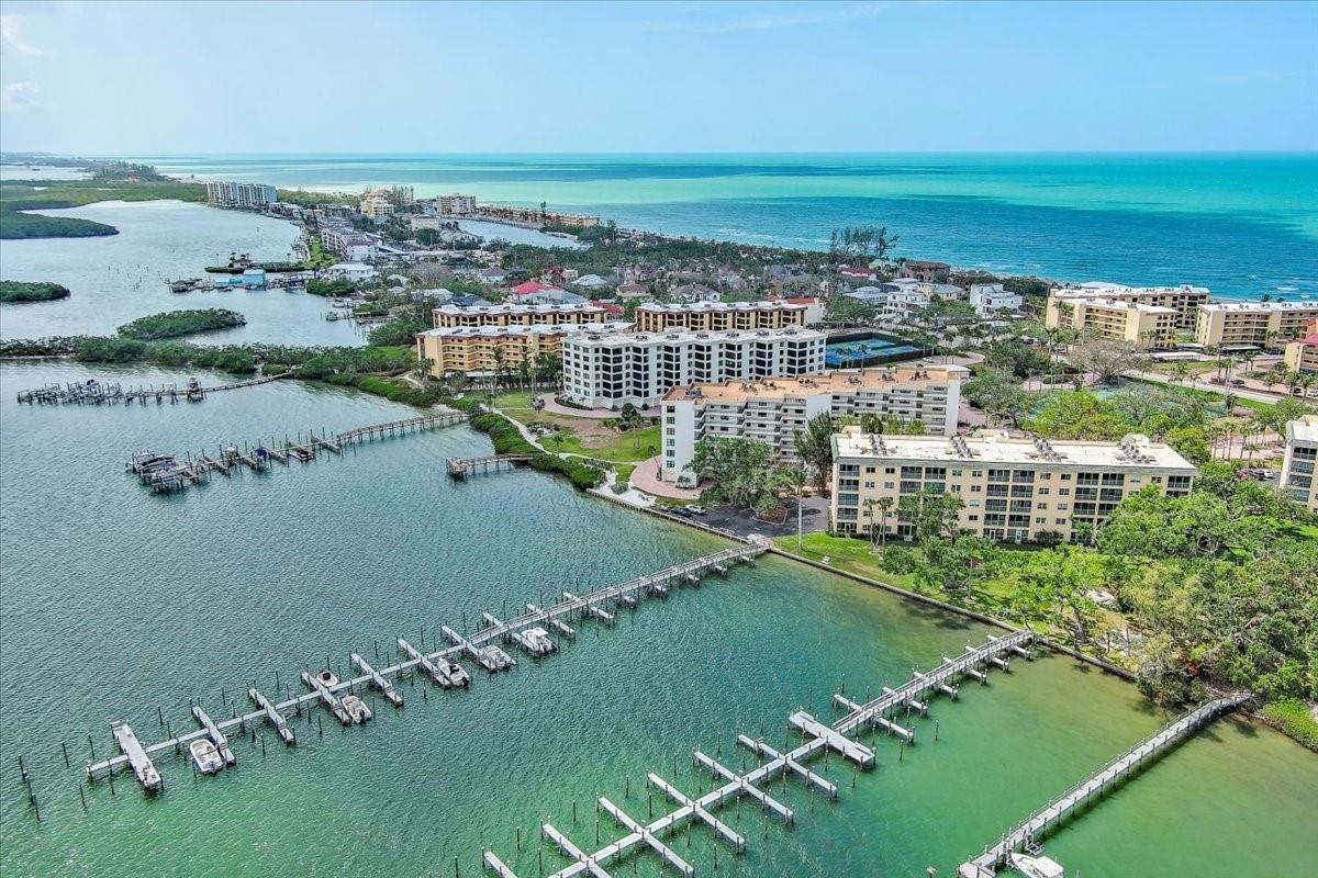 8701 MIDNIGHT PASS RD #206A, SARASOTA, FL, 34242
