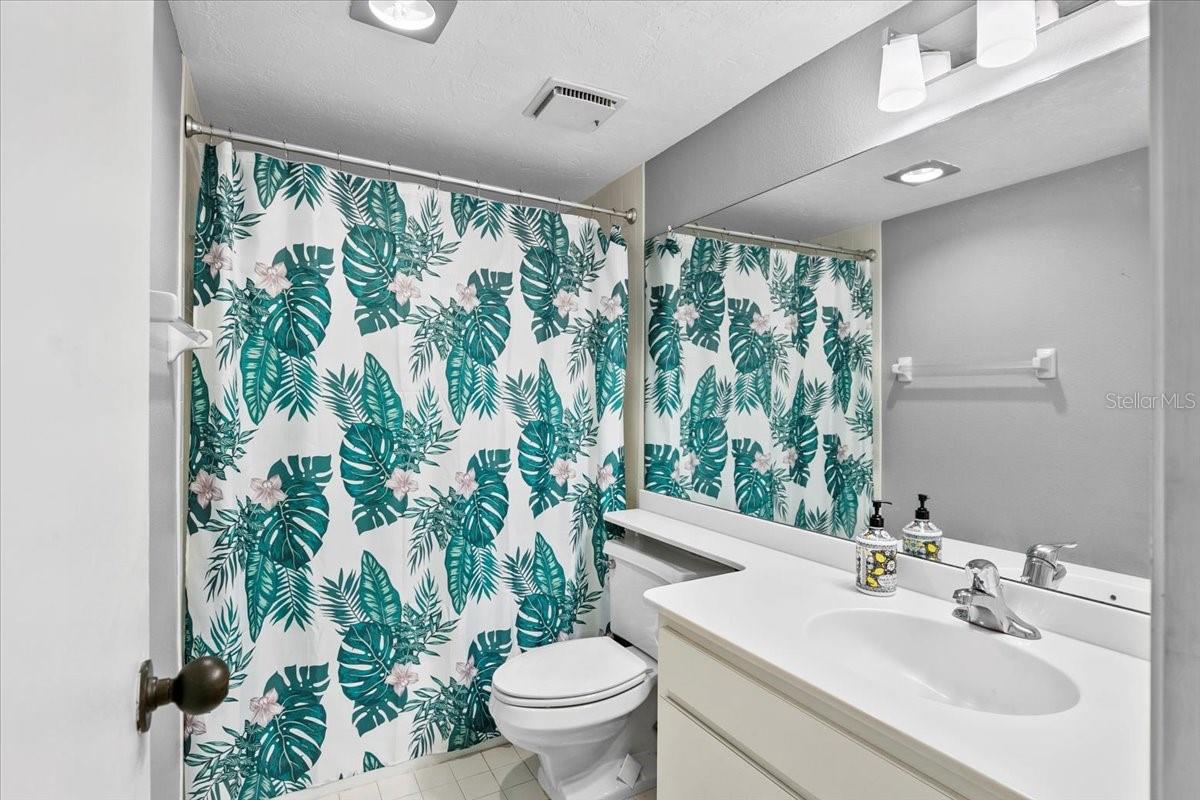 8701 MIDNIGHT PASS RD #206A, SARASOTA, FL, 34242