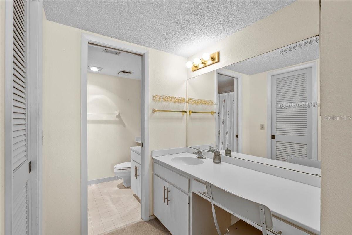 8701 MIDNIGHT PASS RD #206A, SARASOTA, FL, 34242