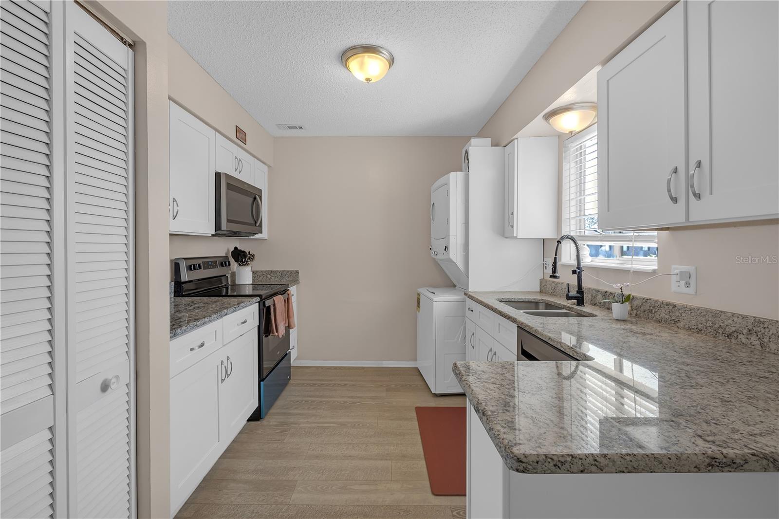 3803 CORTEZ CIR #C, TAMPA, FL, 33614