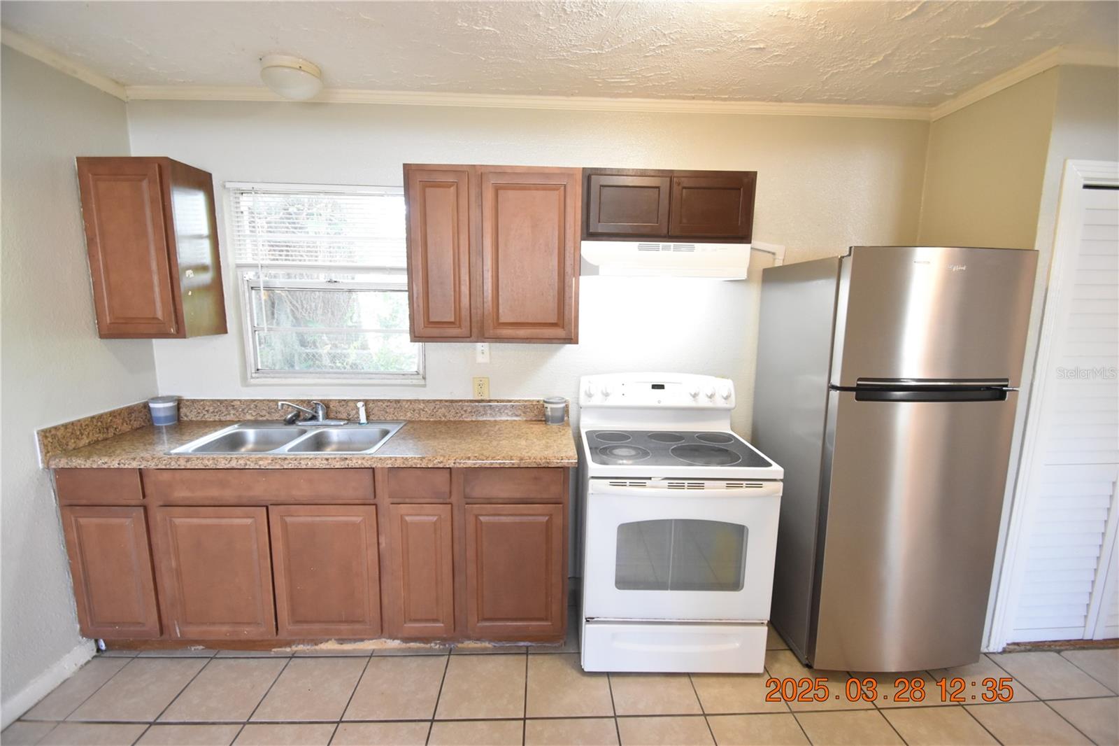 305 E TOMLIN ST, PLANT CITY, FL, 33563