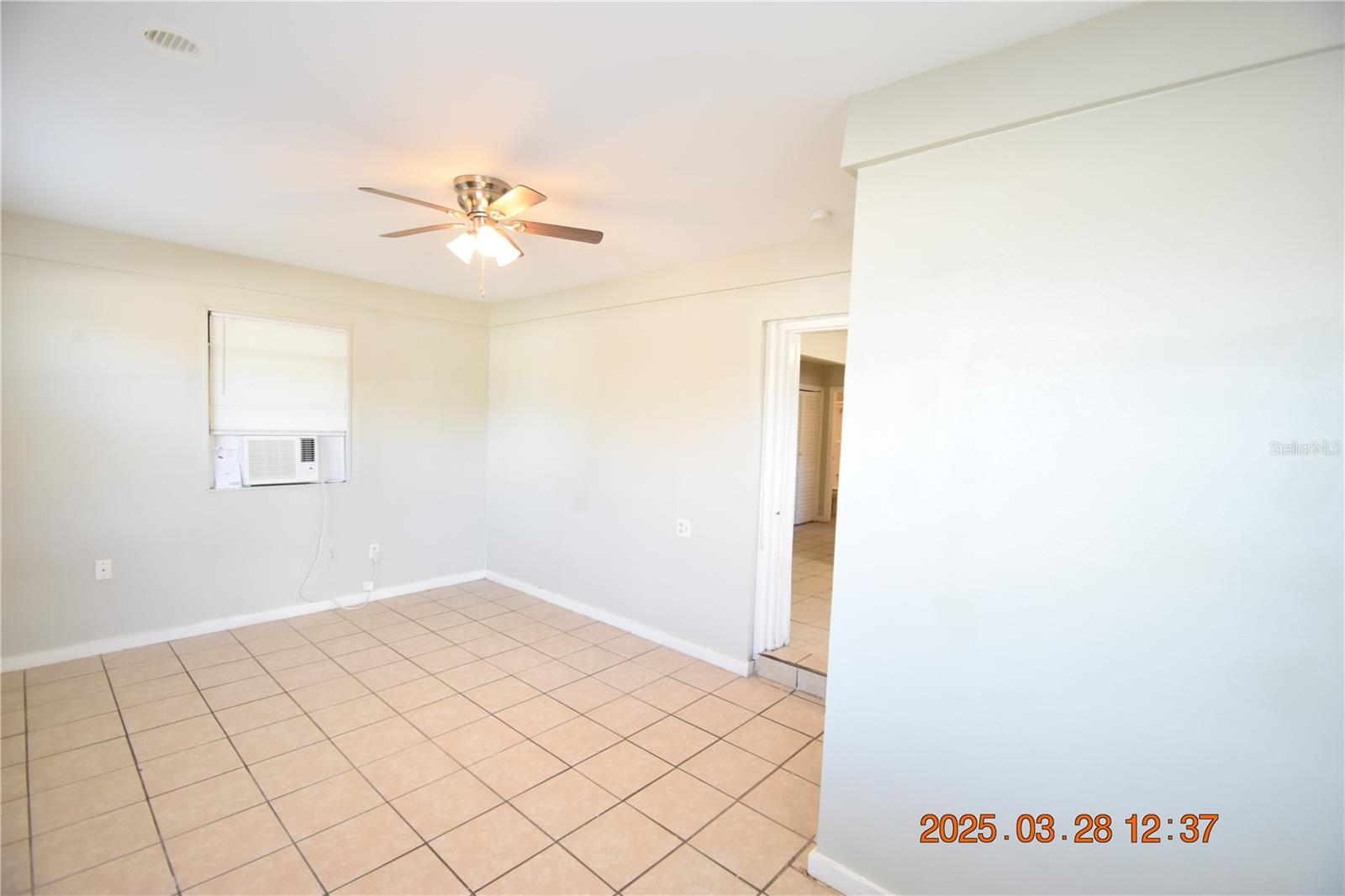 305 E TOMLIN ST, PLANT CITY, FL, 33563