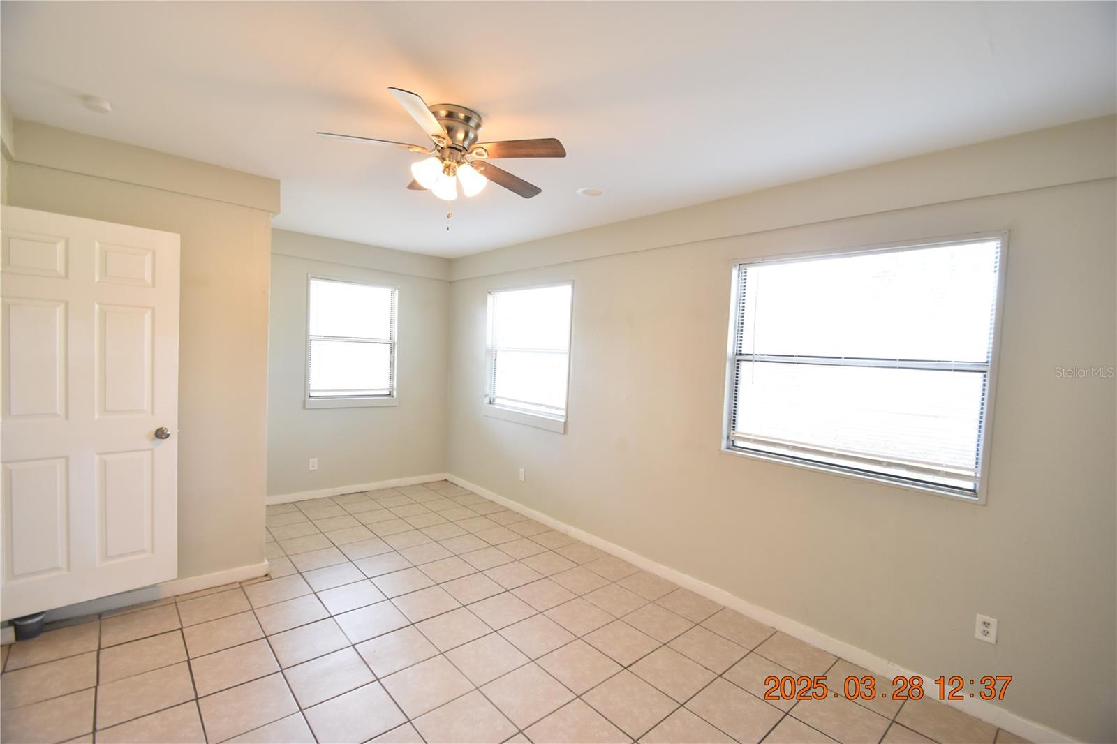 305 E TOMLIN ST, PLANT CITY, FL, 33563