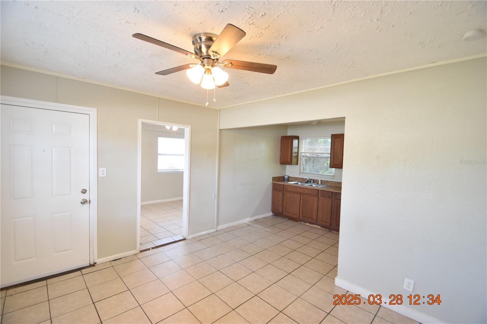 305 E TOMLIN ST, PLANT CITY, FL, 33563