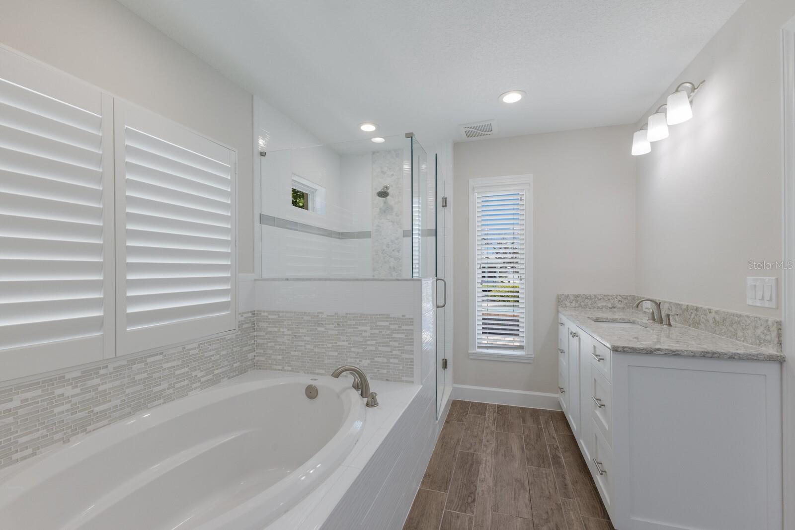 509 77TH ST, HOLMES BEACH, FL, 34217