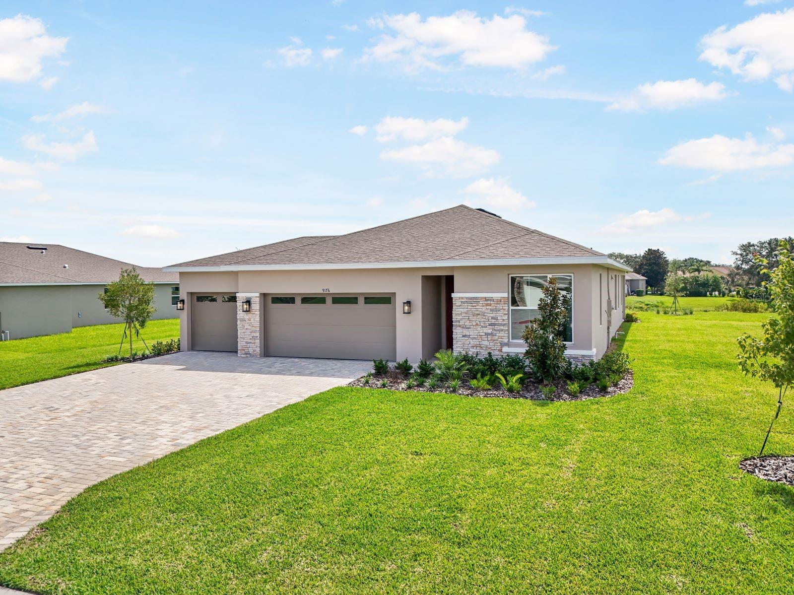 9176 PLAYERS DR, WEEKI WACHEE, FL, 34613