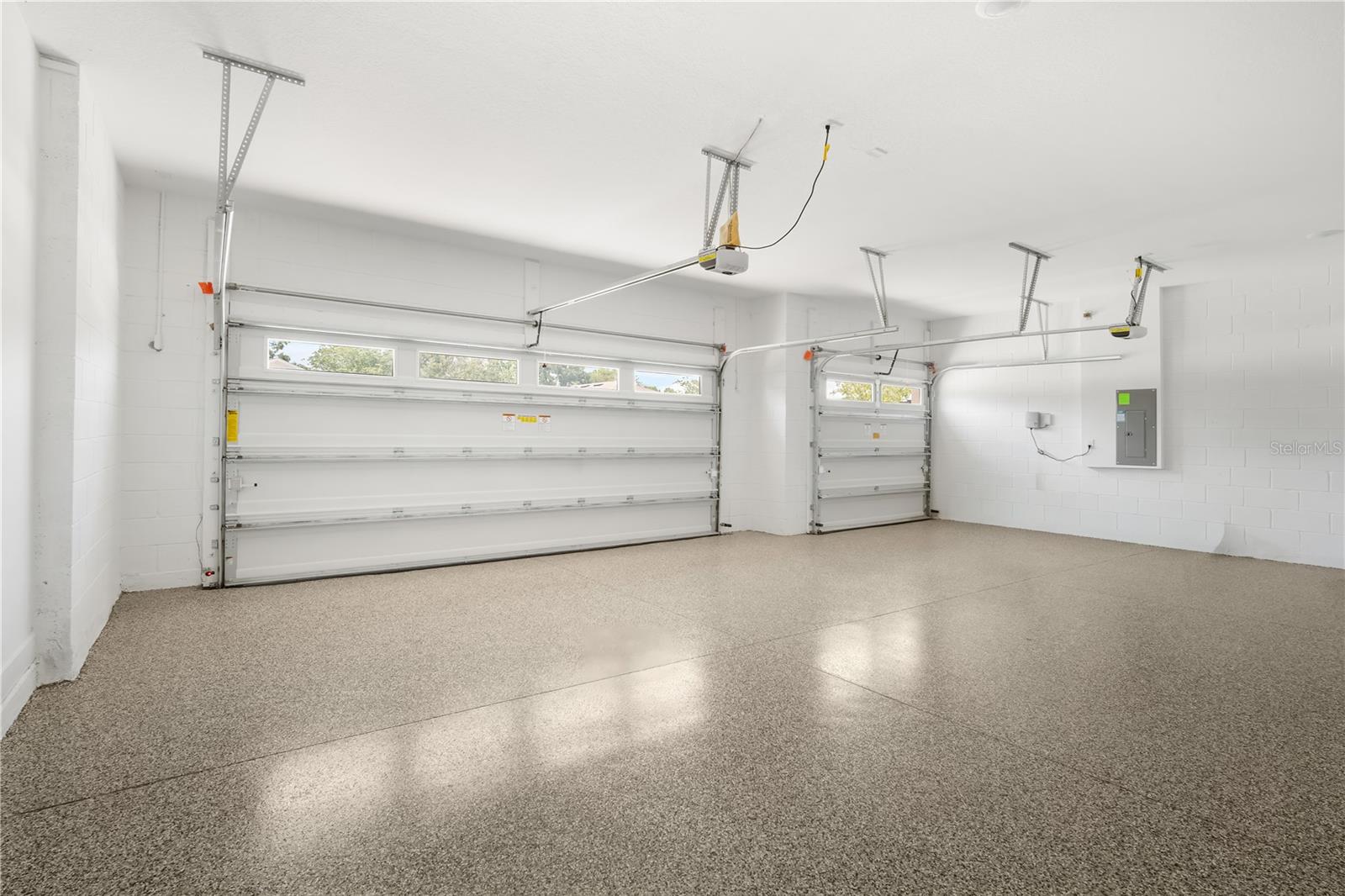 9176 PLAYERS DR, WEEKI WACHEE, FL, 34613