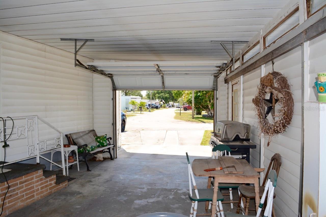 207 LANTERN LN, NORTH FORT MYERS, FL, 33917