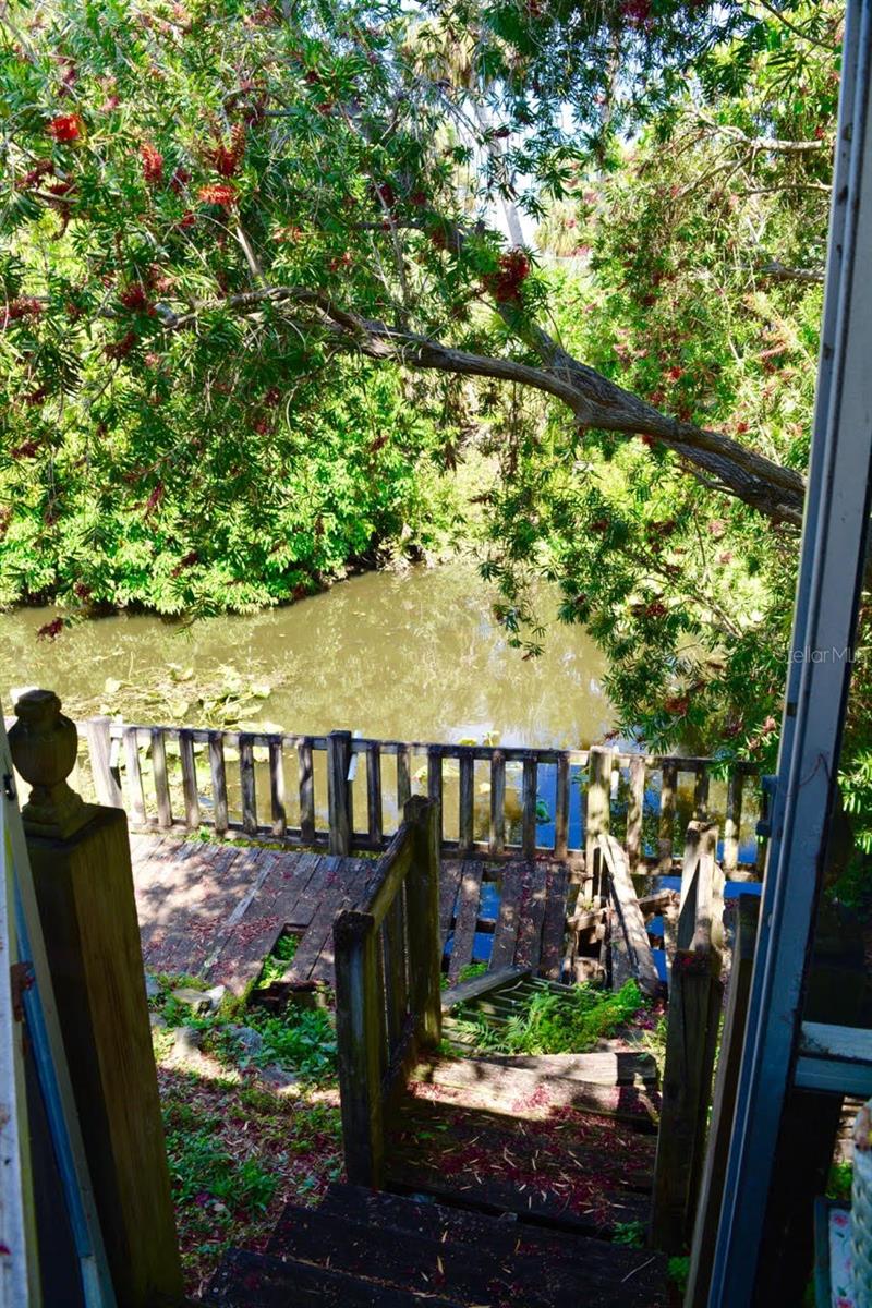 207 LANTERN LN, NORTH FORT MYERS, FL, 33917