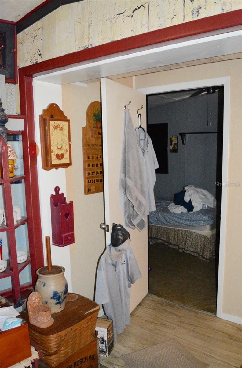 207 LANTERN LN, NORTH FORT MYERS, FL, 33917