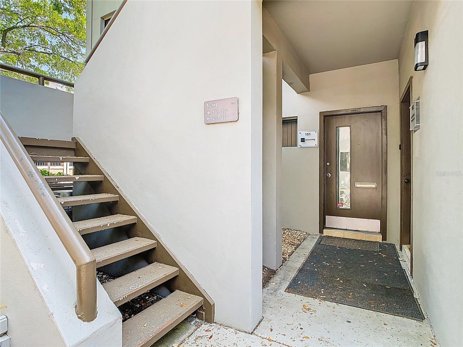 3333 W KENNEDY BLVD #201, TAMPA, FL, 33609