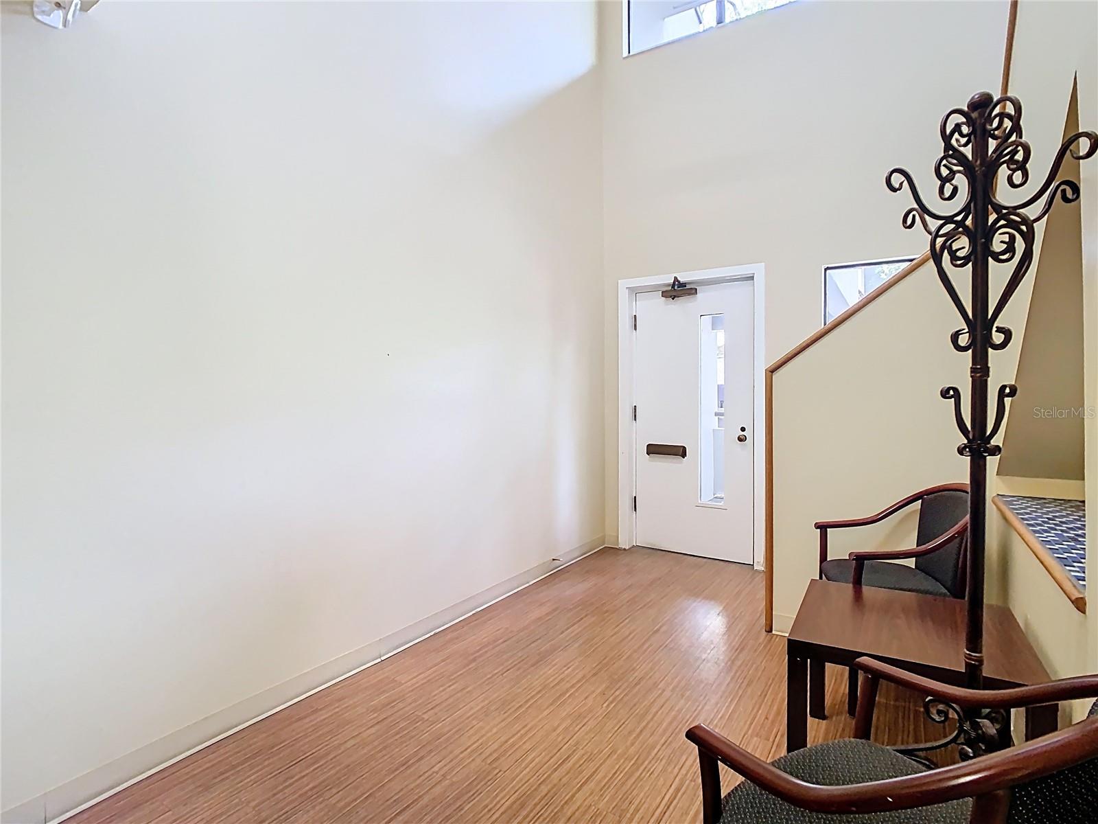 3333 W KENNEDY BLVD #201, TAMPA, FL, 33609