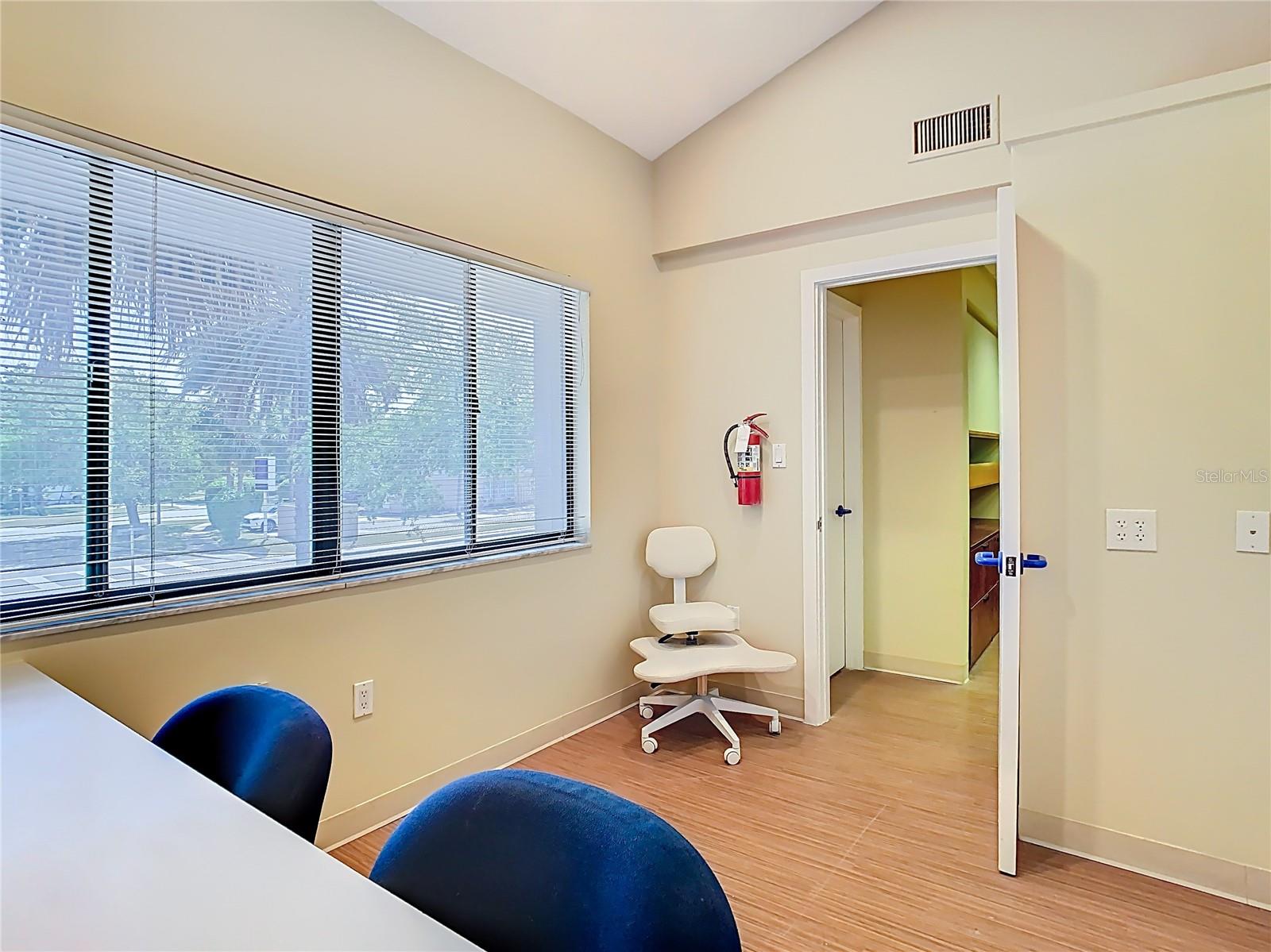 3333 W KENNEDY BLVD #201, TAMPA, FL, 33609