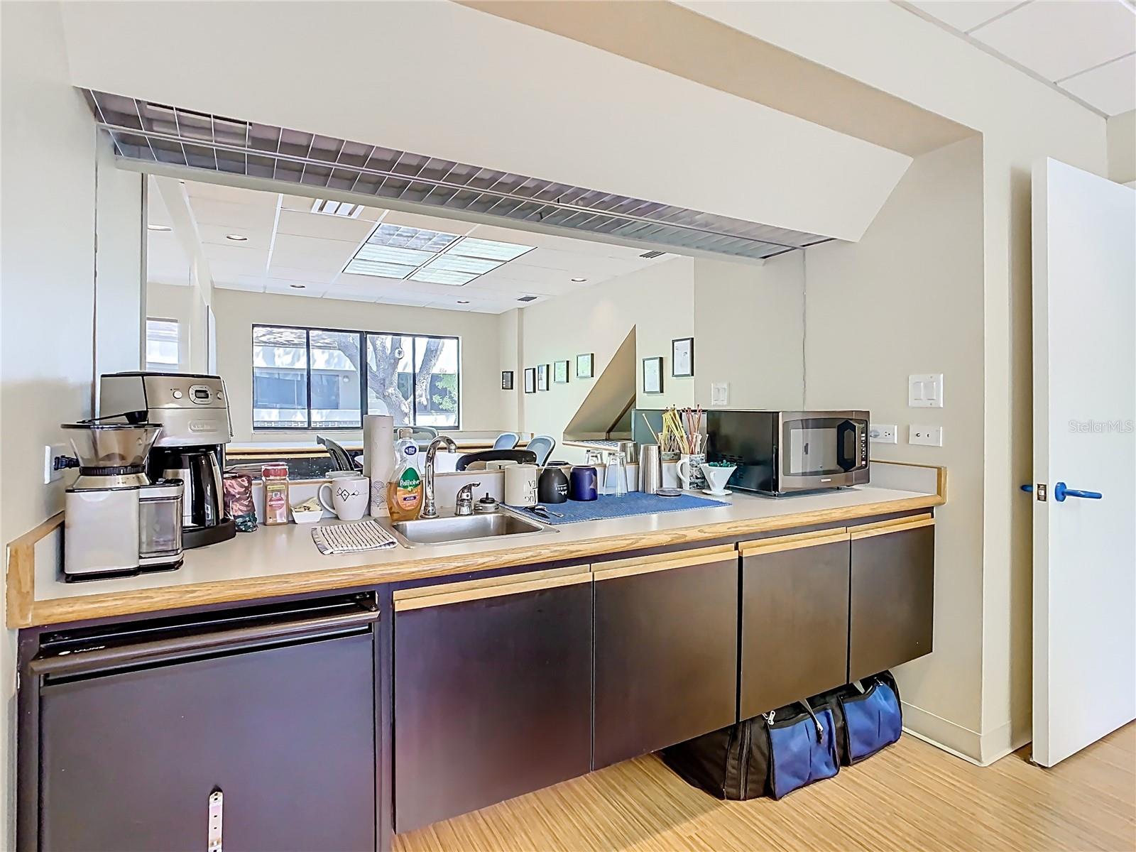 3333 W KENNEDY BLVD #201, TAMPA, FL, 33609