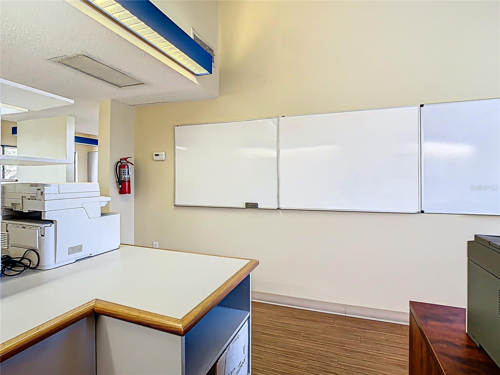 3333 W KENNEDY BLVD #201, TAMPA, FL, 33609