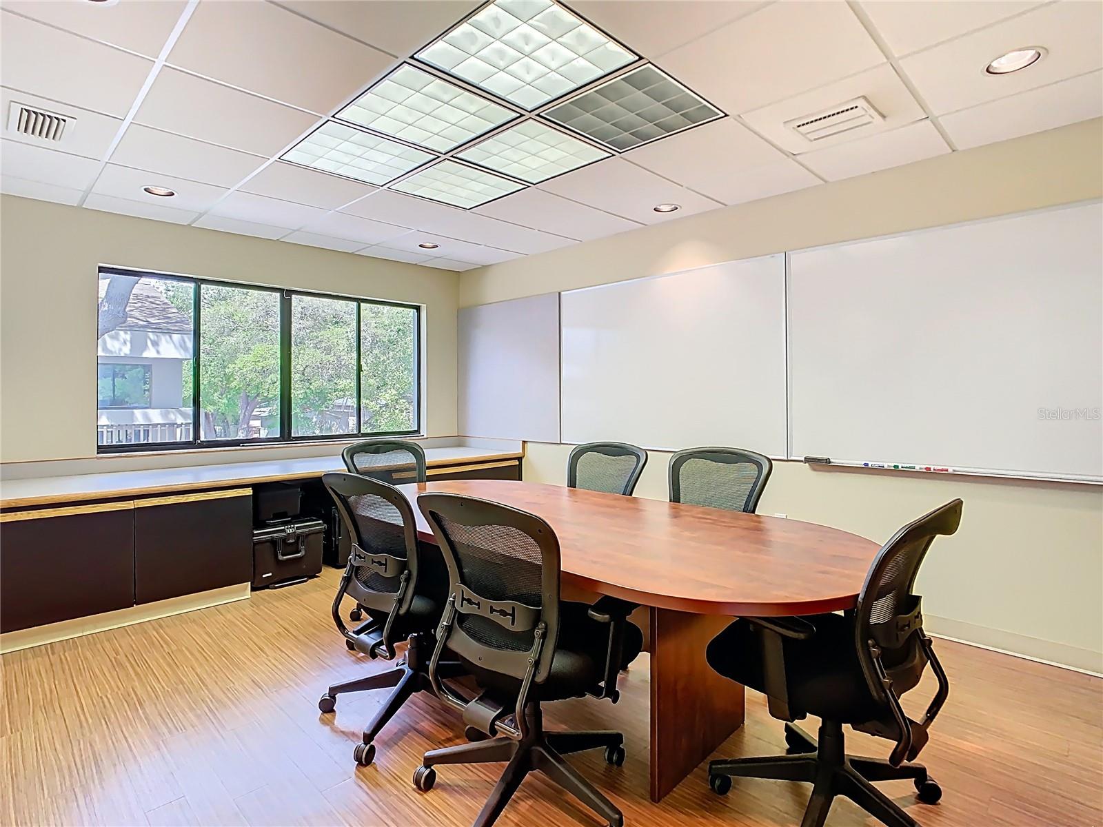 3333 W KENNEDY BLVD #201, TAMPA, FL, 33609