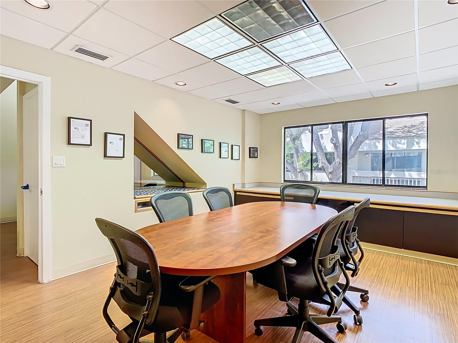 3333 W KENNEDY BLVD #201, TAMPA, FL, 33609