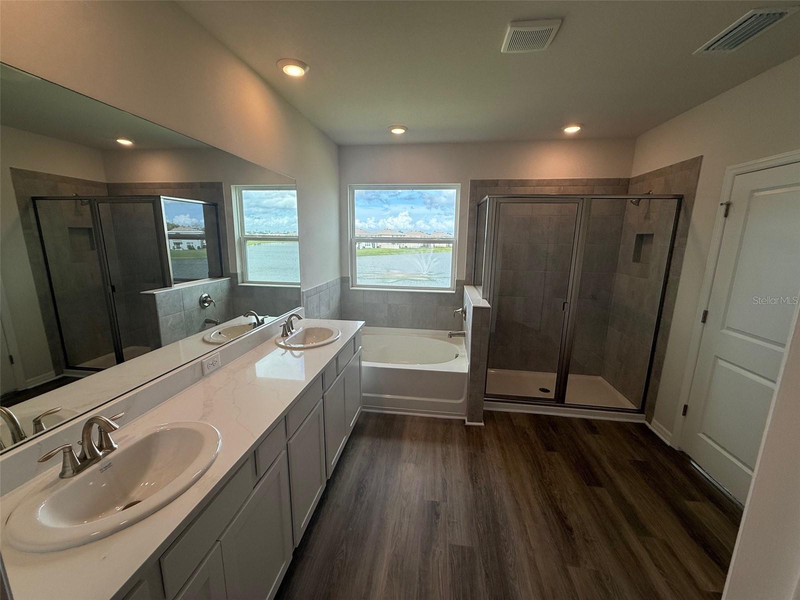 5623 SILVER MOONLIGHT DR, PALMETTO, FL, 34221