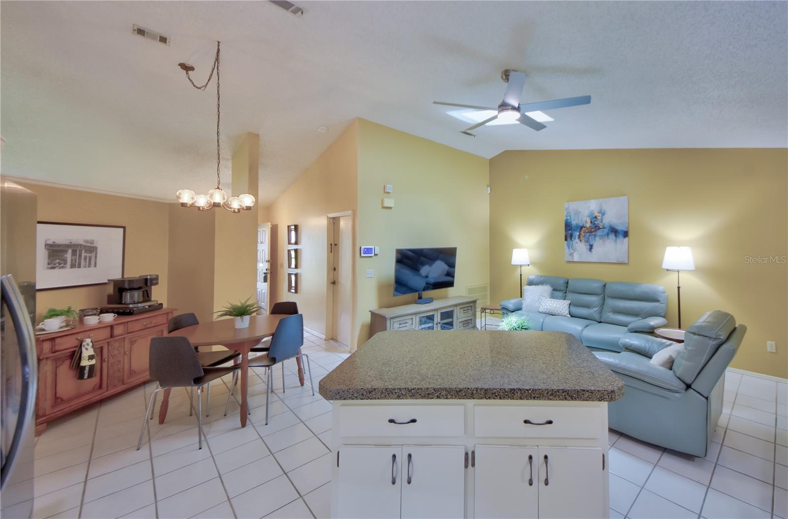 12024 STONE CROSSING CIR, TAMPA, FL, 33635