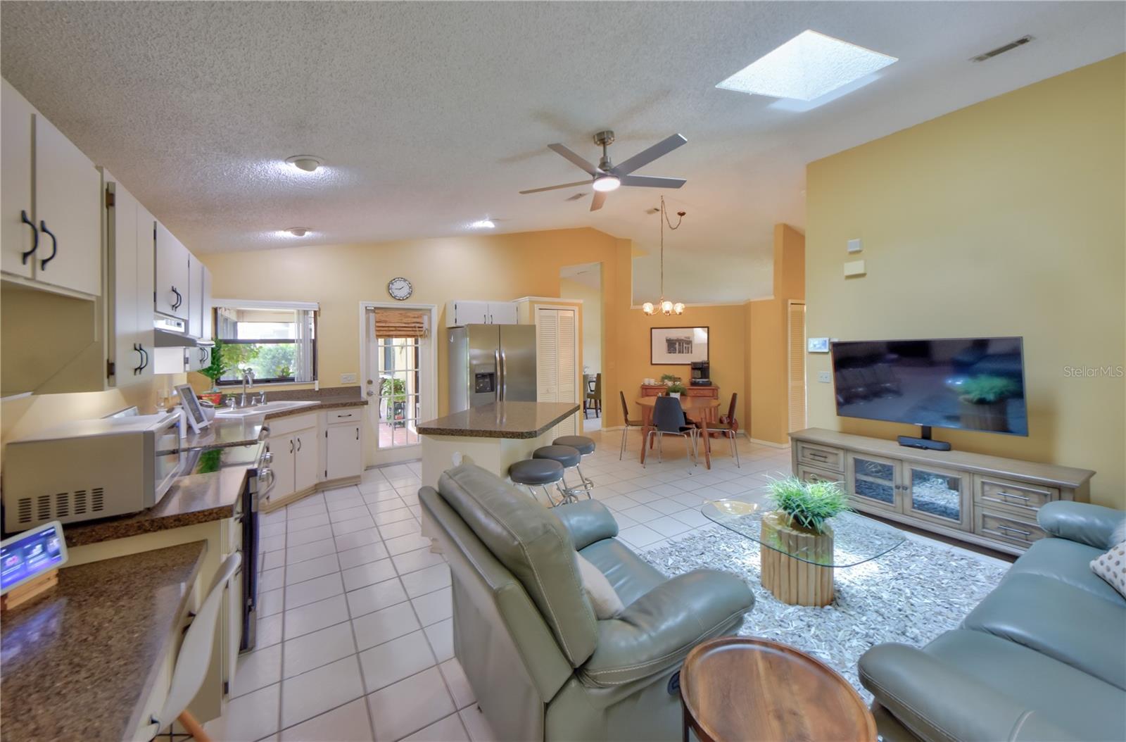 12024 STONE CROSSING CIR, TAMPA, FL, 33635