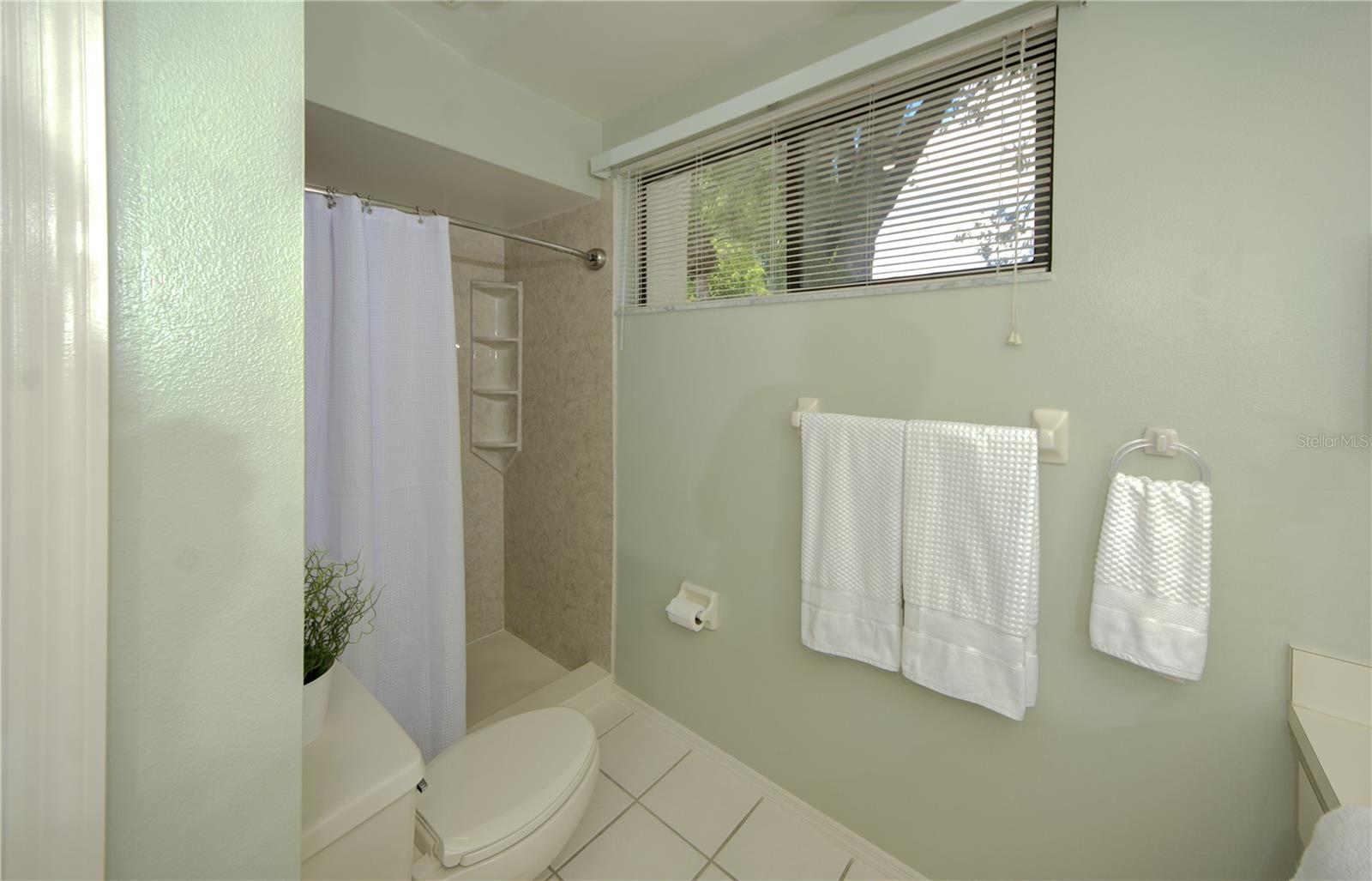 12024 STONE CROSSING CIR, TAMPA, FL, 33635