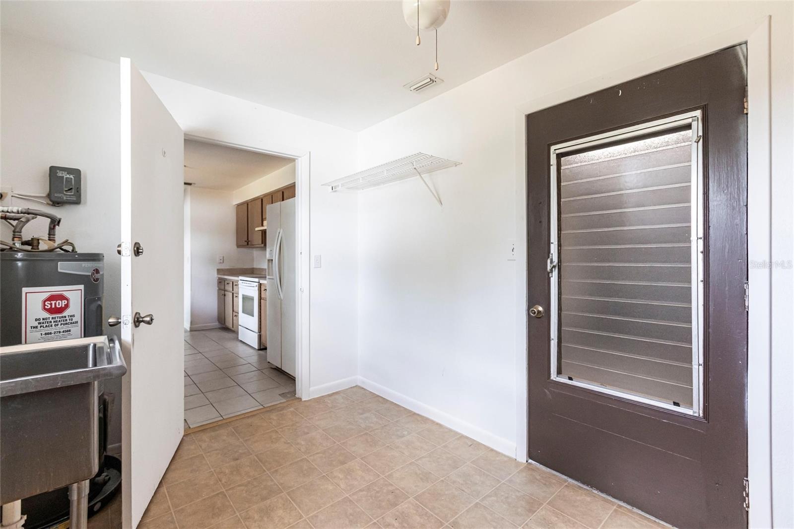 661 ATHOS TER, PORT CHARLOTTE, FL, 33952