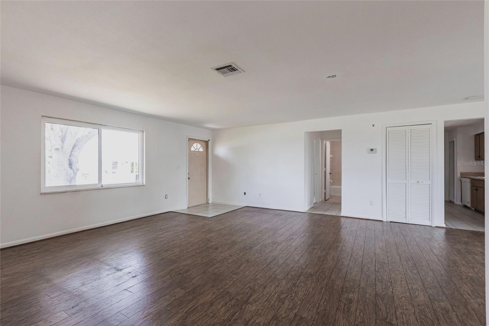 661 ATHOS TER, PORT CHARLOTTE, FL, 33952