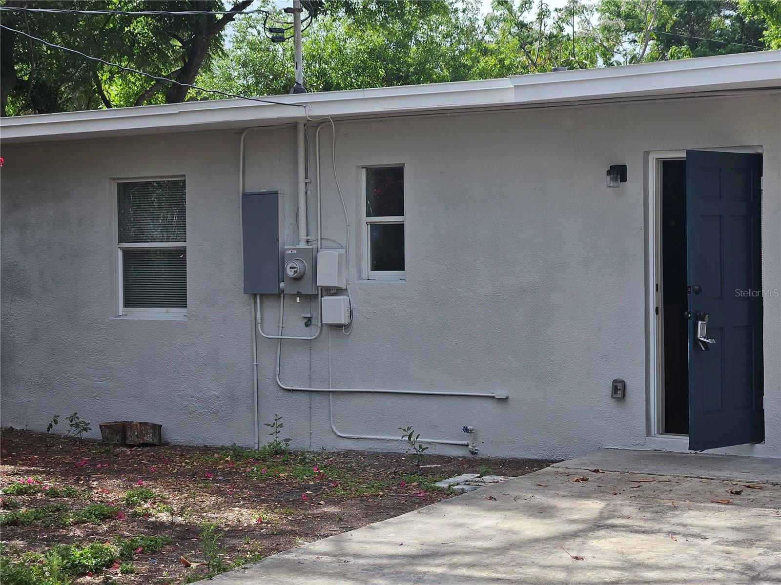 2855 37TH AVE N, ST PETERSBURG, FL, 33713