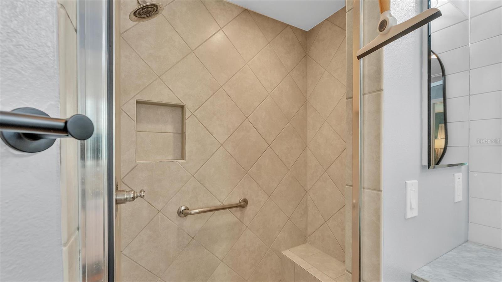 3273 SENNETT CIR, OXFORD, FL, 34484