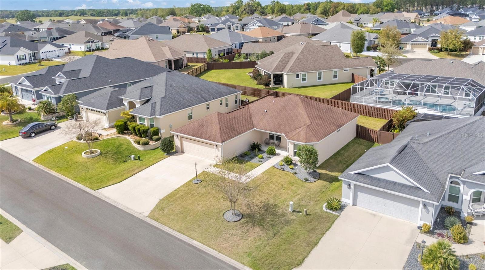 3273 SENNETT CIR, OXFORD, FL, 34484